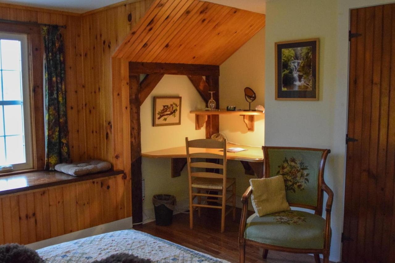 Enfield Manor And Vacation Newfield