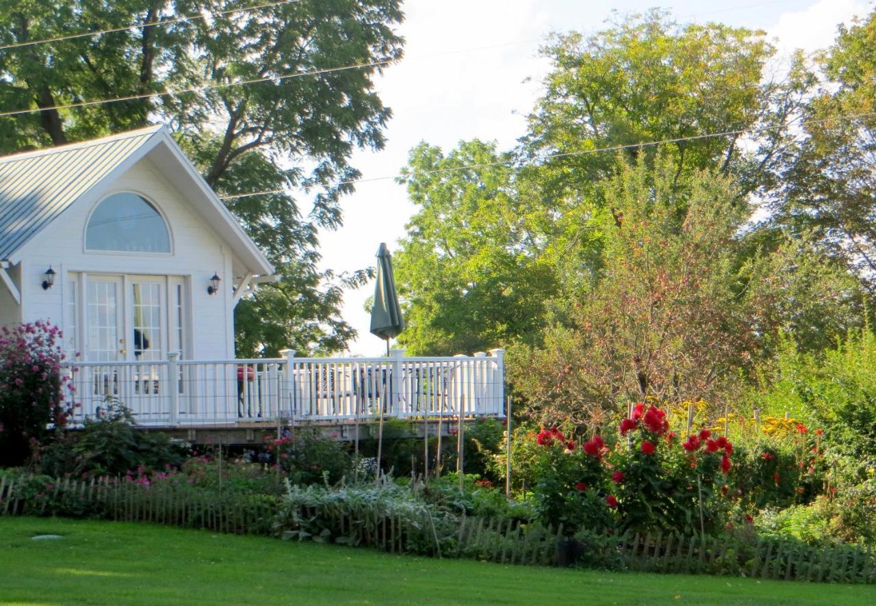 Enfield Manor And Vacation Bed and breakfast